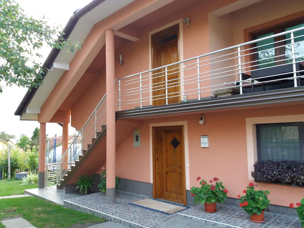 Guest House Ahmo Halilcevic Dubrave Gornje Buitenkant foto